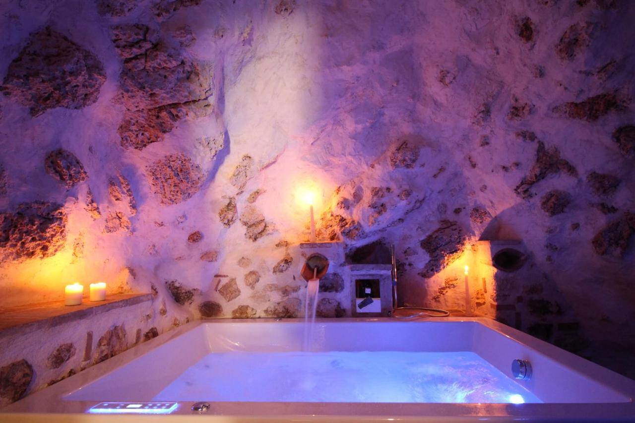 サント・ステーファノ・ディ・セッサーニオ Santo'S House Luxury - Idromassaggio E Doccia Emozionaleヴィラ エクステリア 写真